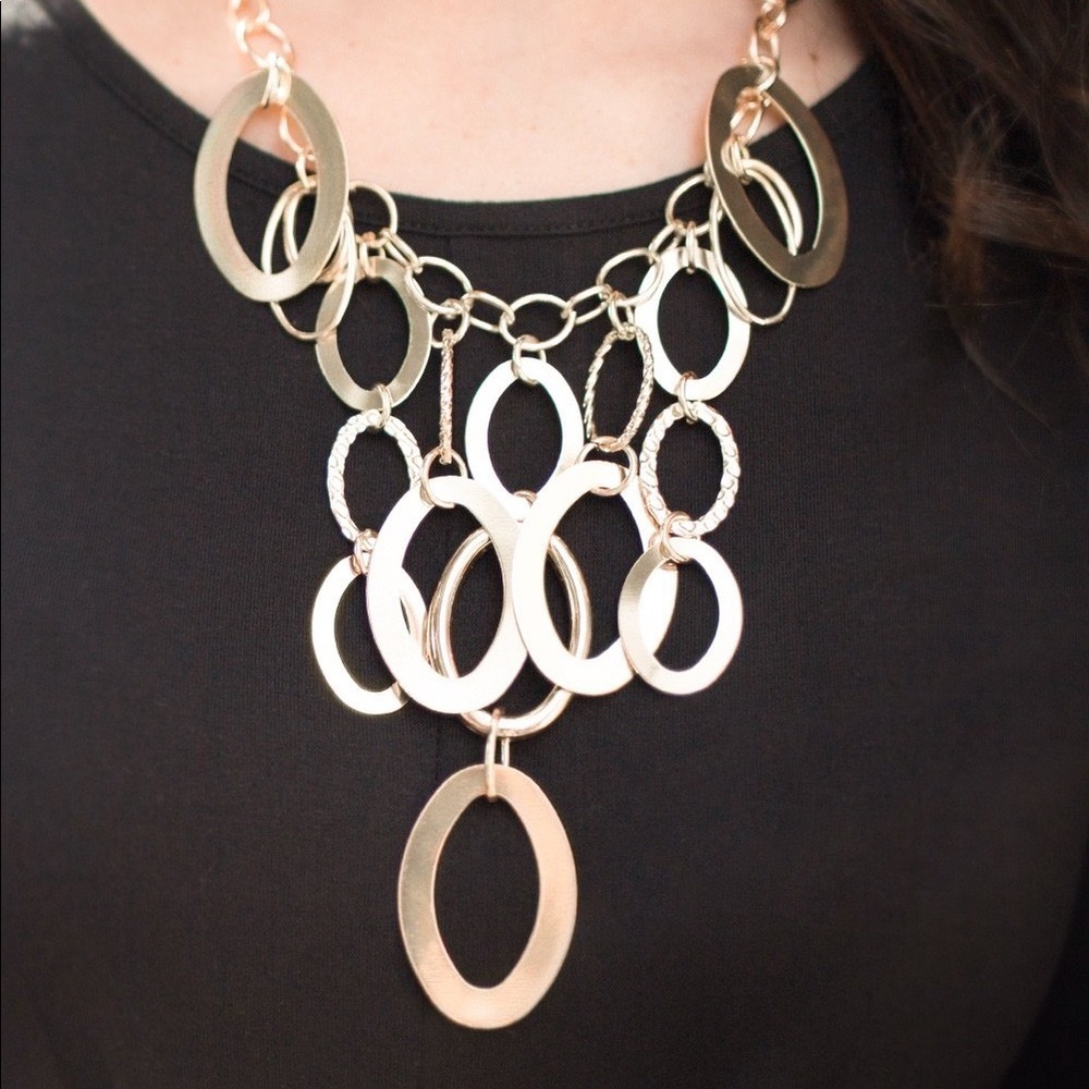 Gold tone necklace